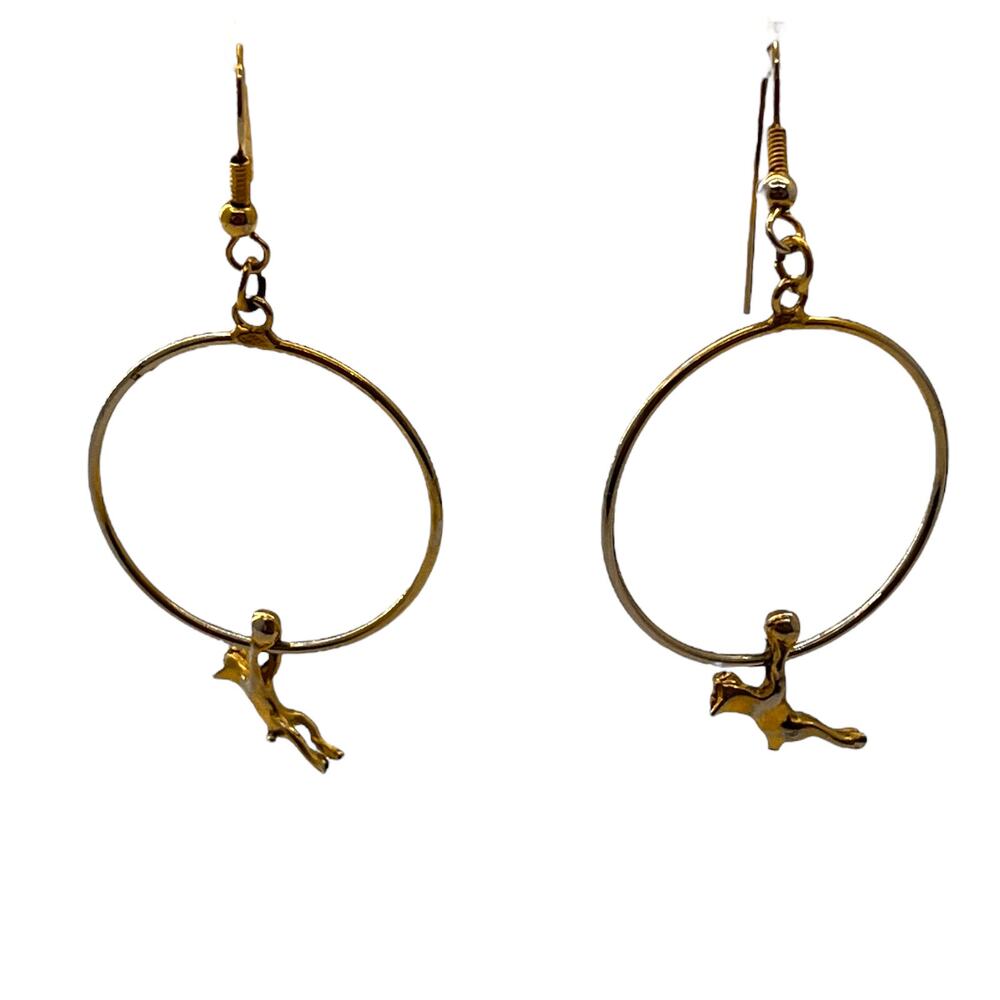 Vintage Dangle Earrings Hanging Cat Hoop  Gold Tone Whimsical Cat Mom Jewelry
